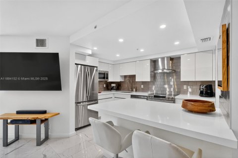 Copropriété à louer à Miami Beach, Floride: 2 chambres, 127.09 m2 № 1965946 - photo 8