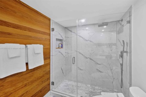 Copropriété à louer à Miami Beach, Floride: 2 chambres, 127.09 m2 № 1965946 - photo 21