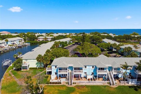 Condo in Saint Petersburg, Florida, 1 bedroom  № 2394082 - photo 21