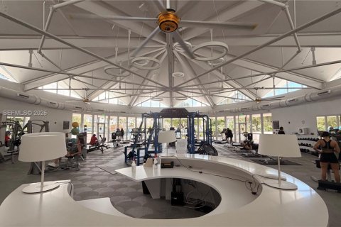 Condo in Hallandale Beach, Florida, 1 bedroom  № 2044456 - photo 11