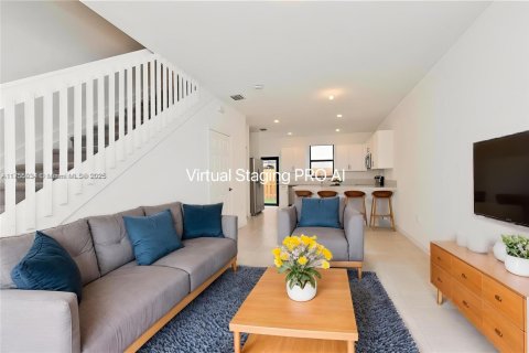 Adosado en venta en Fort Lauderdale, Florida, 3 dormitorios, 123.37 m2 № 1700213 - foto 13