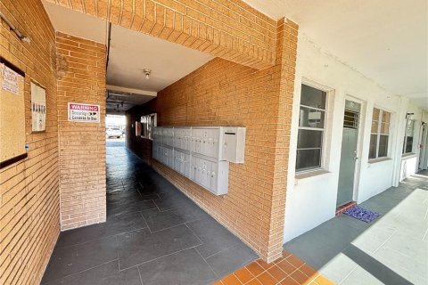 Condominio en venta en Saint Petersburg, Florida, 1 dormitorio, 58.06 m2 № 1626747 - foto 16