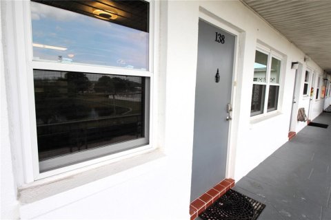 Condominio en venta en Saint Petersburg, Florida, 1 dormitorio, 58.06 m2 № 1626747 - foto 1