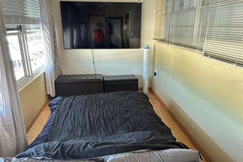 Condominio en venta en Saint Petersburg, Florida, 1 dormitorio, 58.06 m2 № 1626747 - foto 13