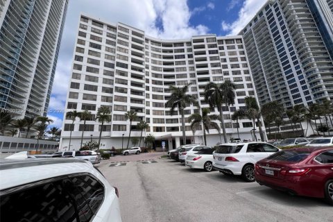 Condo à Hollywood, Floride, 1 chambre  № 2071384