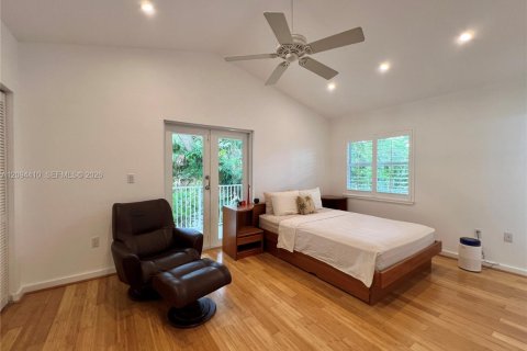 Casa en venta en Miami, Florida, 3 dormitorios, 126.35 m2 № 2382372 - foto 11