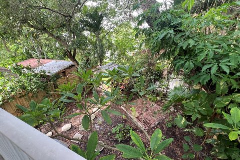 Casa en venta en Miami, Florida, 3 dormitorios, 126.35 m2 № 2382372 - foto 19