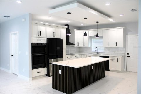Villa ou maison à vendre à Ocala, Floride: 3 chambres, 167.22 m2 № 2284073 - photo 11