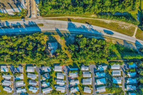 Commercial property in Orange City, Florida 219.81 sq.m. № 817103 - photo 3