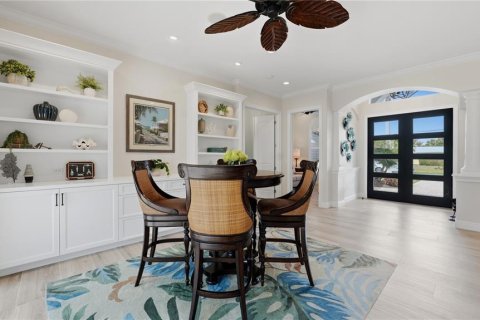 Villa ou maison à vendre à Sarasota, Floride: 4 chambres, 352.94 m2 № 2148088 - photo 8