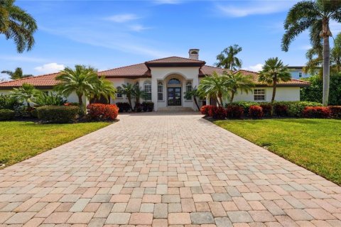 Villa ou maison à vendre à Sarasota, Floride: 4 chambres, 352.94 m2 № 2148088 - photo 3