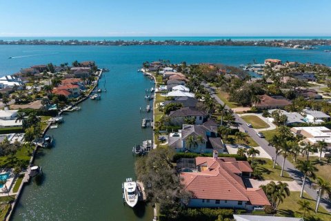 Villa ou maison à Sarasota, Floride 4 chambres, 352.94 m2 № 2148088