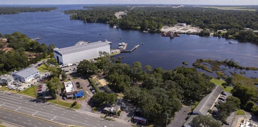 Land in Niceville, Florida № 558785