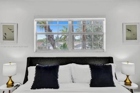 Casa en venta en Hollywood, Florida, 4 dormitorios, 183.76 m2 № 1784082 - foto 21