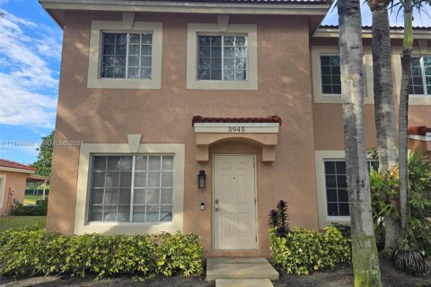 Touwnhouse à vendre à Boynton Beach, Floride: 3 chambres, 148.27 m2 № 2036583 - photo 1