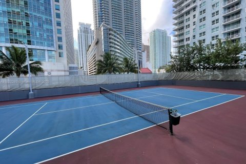 Condo in Miami, Florida, 2 bedrooms  № 1977254 - photo 27