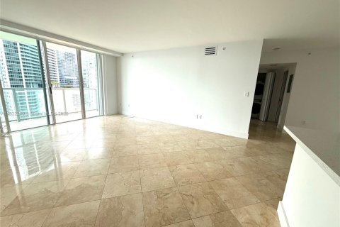 Condo in Miami, Florida, 2 bedrooms  № 1977254 - photo 13