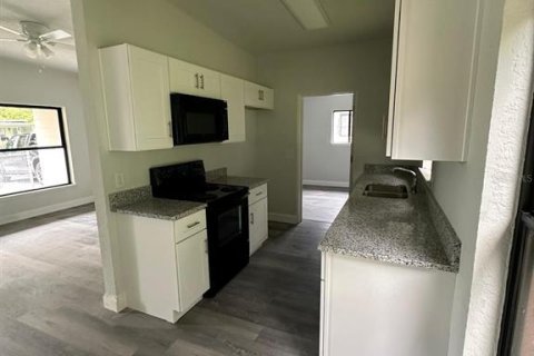 Villa ou maison à vendre à Orlando, Floride: 4 chambres, 94.3 m2 № 2130397 - photo 8
