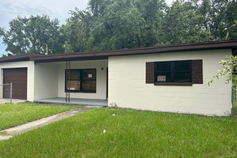 Villa ou maison à Orlando, Floride 4 chambres, 94.3 m2 № 2130397