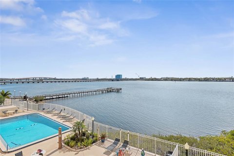 Condominio en venta en Daytona Beach, Florida, 2 dormitorios, 98.48 m2 № 1733455 - foto 24