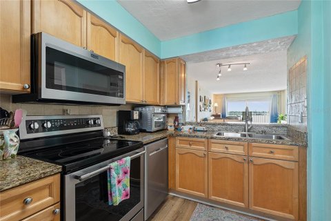 Condominio en venta en Daytona Beach, Florida, 2 dormitorios, 98.48 m2 № 1733455 - foto 4