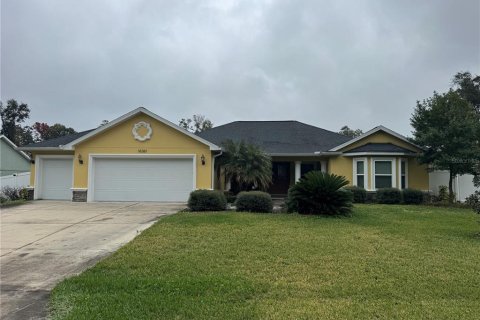 Villa ou maison à Summerfield, Floride 4 chambres, 195.75 m2 № 2142396