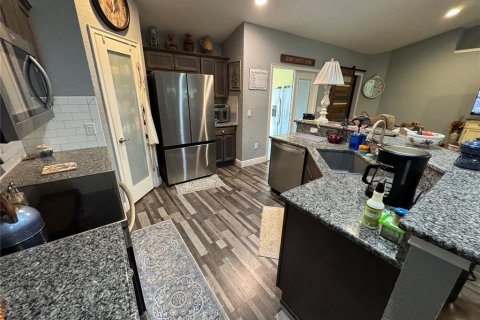 Villa ou maison à vendre à Summerfield, Floride: 4 chambres, 195.75 m2 № 2142396 - photo 8