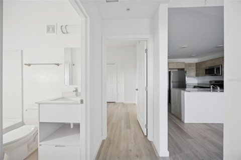 Снять в аренду кондоминиум в Орландо, Флорида 1 комната, 106.28м2, № 2103963 - фото 5