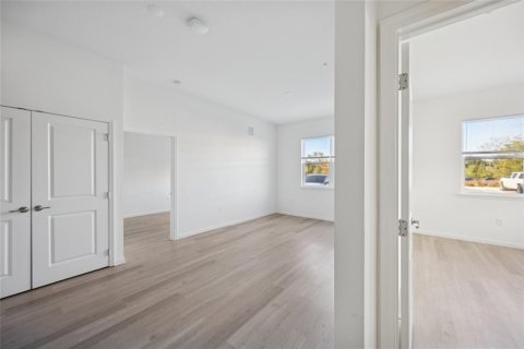 Снять в аренду кондоминиум в Орландо, Флорида 1 комната, 106.28м2, № 2103963 - фото 6