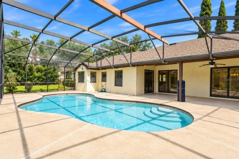 Villa ou maison à vendre à Orlando, Floride: 4 chambres, 211.82 m2 № 2398599 - photo 2