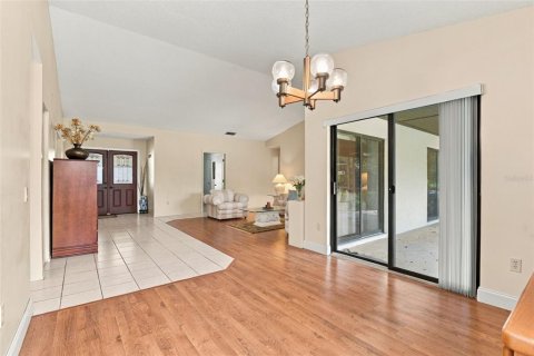 Villa ou maison à vendre à Orlando, Floride: 4 chambres, 211.82 m2 № 2398599 - photo 14