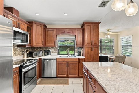 Villa ou maison à vendre à Orlando, Floride: 4 chambres, 211.82 m2 № 2398599 - photo 16