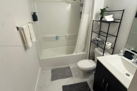 Снять в аренду кондоминиум в Хомстед, Флорида 1 спальня, 167.13м2, № 1979400 - фото 5