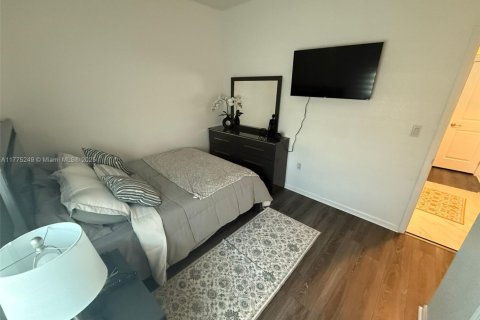 Снять в аренду кондоминиум в Хомстед, Флорида 1 спальня, 167.13м2, № 1979400 - фото 2