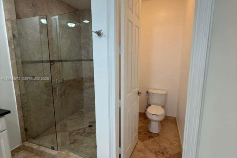 House in Doral, Florida 4 bedrooms, 324.69 sq.m. № 2030978 - photo 22