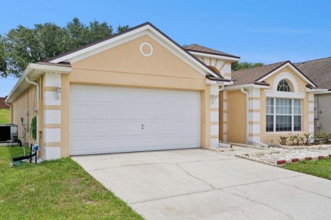 Villa ou maison à Clermont, Floride 3 chambres, 160.16 m2 № 2330413