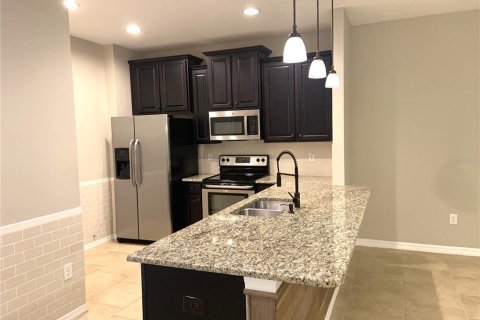 Townhouse in Sarasota, Florida 3 bedrooms, 145.67 sq.m. № 2167073 - photo 6