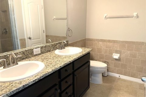 Townhouse in Sarasota, Florida 3 bedrooms, 145.67 sq.m. № 2167073 - photo 15