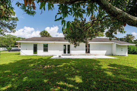 House in Port St. Lucie, Florida 4 bedrooms, 124.67 sq.m. № 2077872 - photo 17