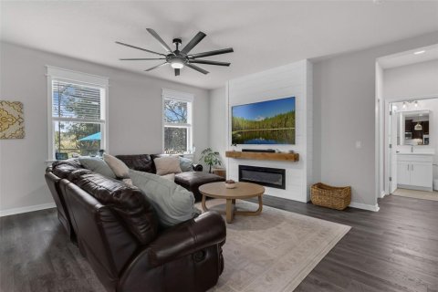 House in Groveland, Florida 4 bedrooms, 240.99 sq.m. № 1853497 - photo 6
