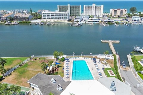 Condo in Largo, Florida, 2 bedrooms  № 1724839 - photo 3