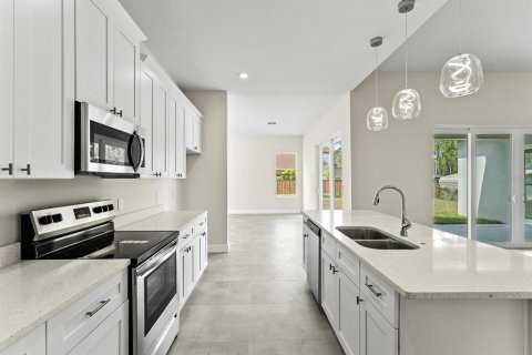 Villa ou maison à louer à Orlando, Floride: 4 chambres, 244.43 m2 № 1317656 - photo 6