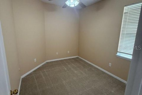 House in Apopka, Florida 3 bedrooms, 165.46 sq.m. № 2221927 - photo 16