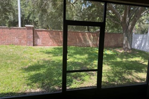 House in Apopka, Florida 3 bedrooms, 165.46 sq.m. № 2221927 - photo 12