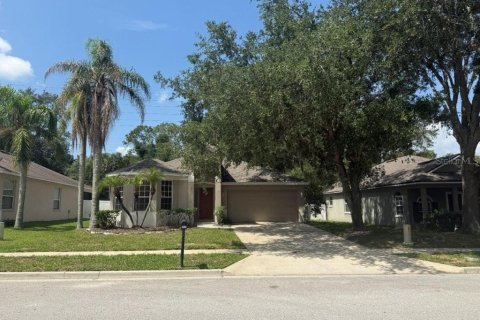 House in Apopka, Florida 3 bedrooms, 165.46 sq.m. № 2221927