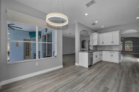 House in Trinity, Florida 5 bedrooms, 316.43 sq.m. № 2157587 - photo 26