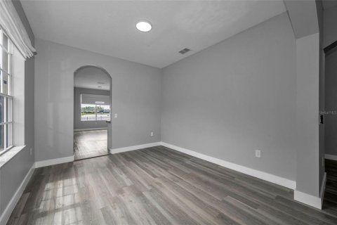 House in Trinity, Florida 5 bedrooms, 316.43 sq.m. № 2157587 - photo 12