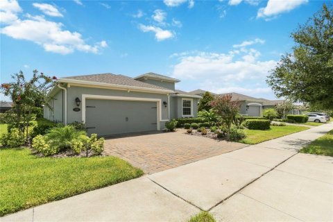 House in DeLand, Florida 3 bedrooms, 202.99 sq.m. № 2312424 - photo 2