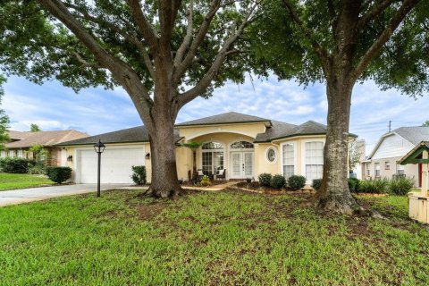 House in DeBary, Florida 3 bedrooms, 184.23 sq.m. № 2217185 - photo 3