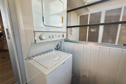 Купить кондоминиум в Сан-Сити-Центр, Флорида 6 комнат, 74.32м2, № 1916027 - фото 11